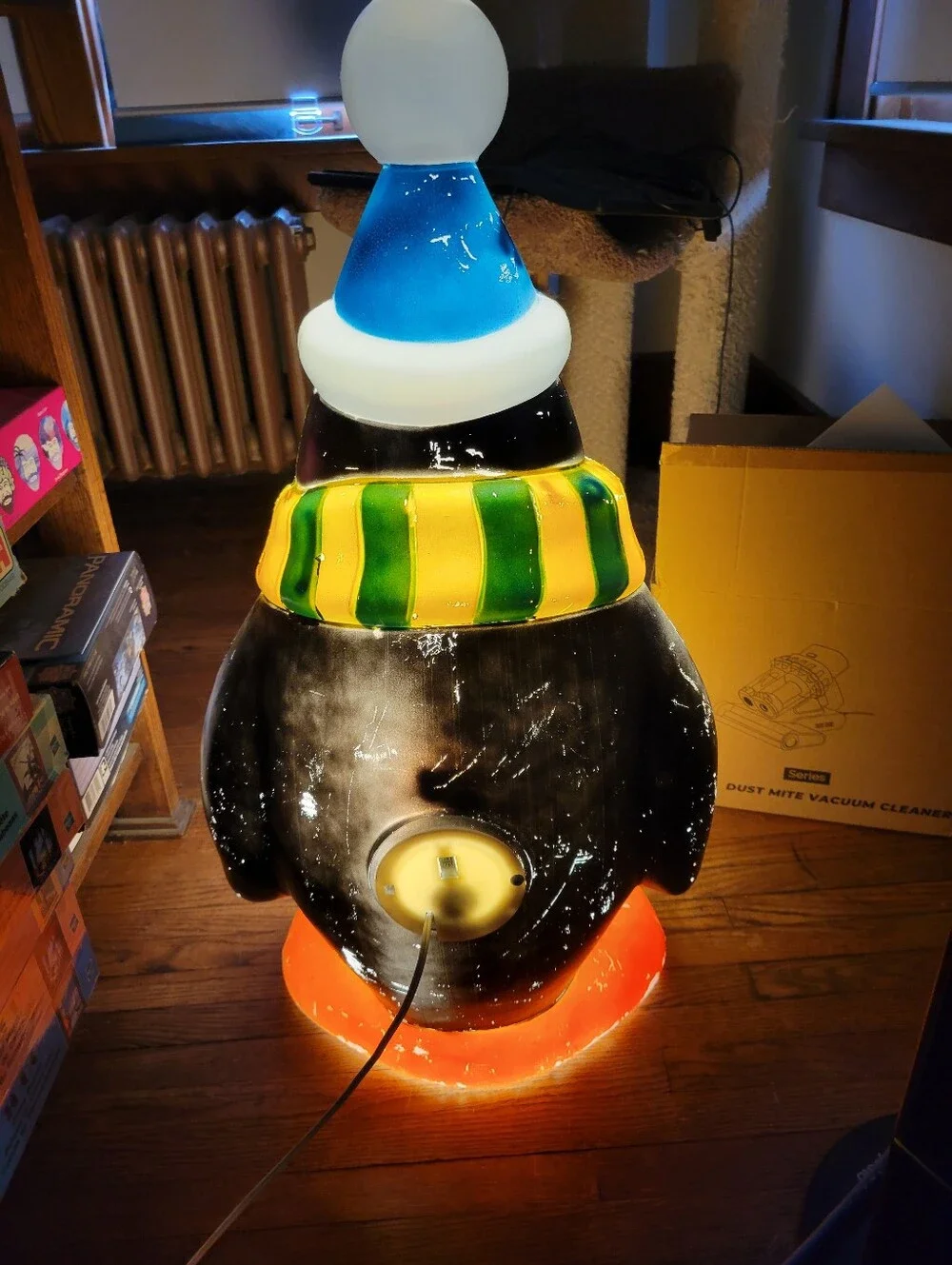 Chilly Willy Penguin Blow Mold 28